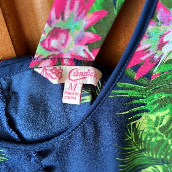 Candie’s Tropical Sheer Top - Picture 4 of 4